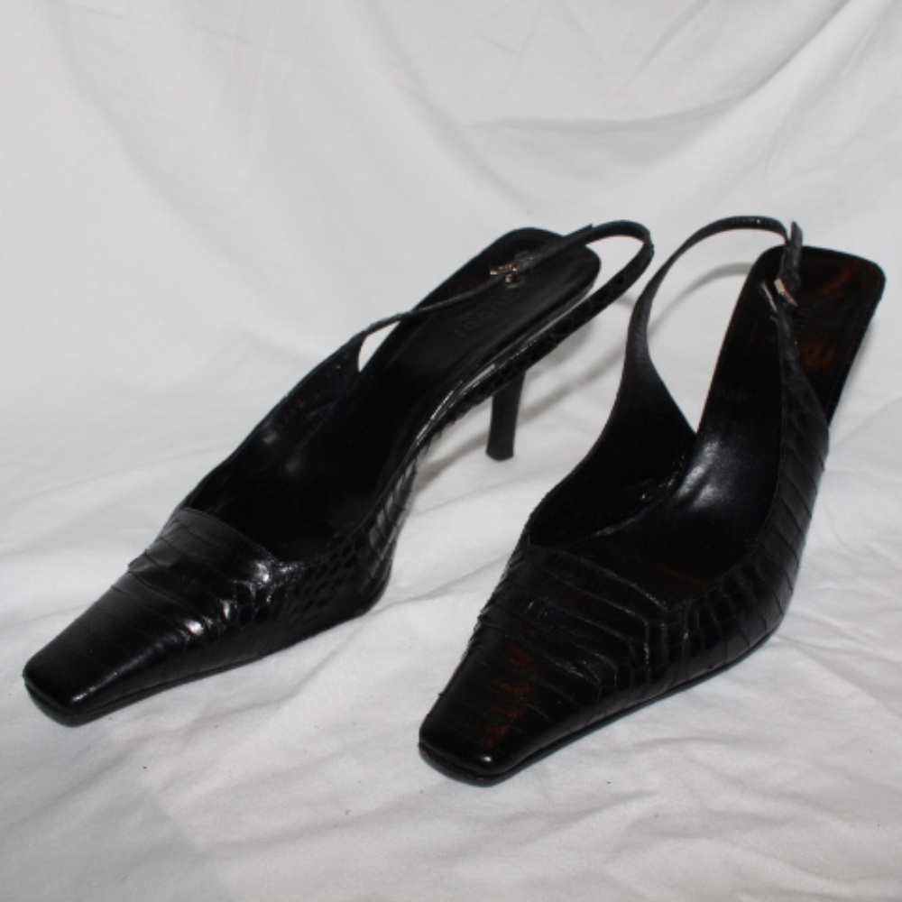 Gucci square toe heels